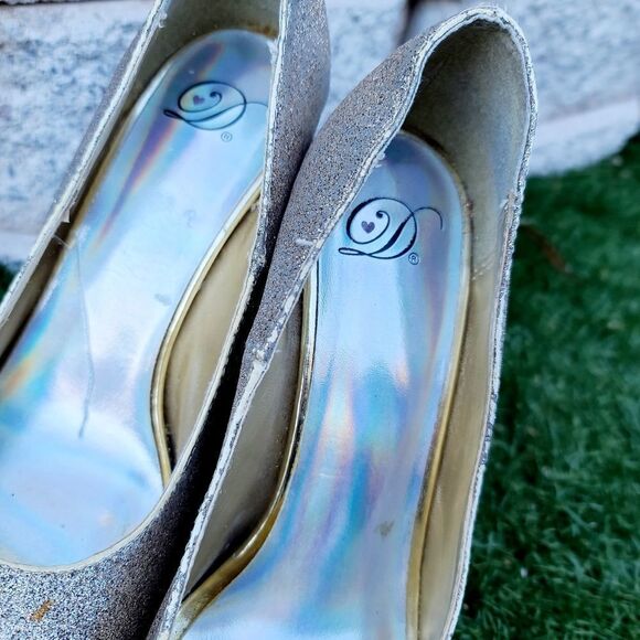 D brand women's gold sparkle open toed heels - Picture 6 of 16